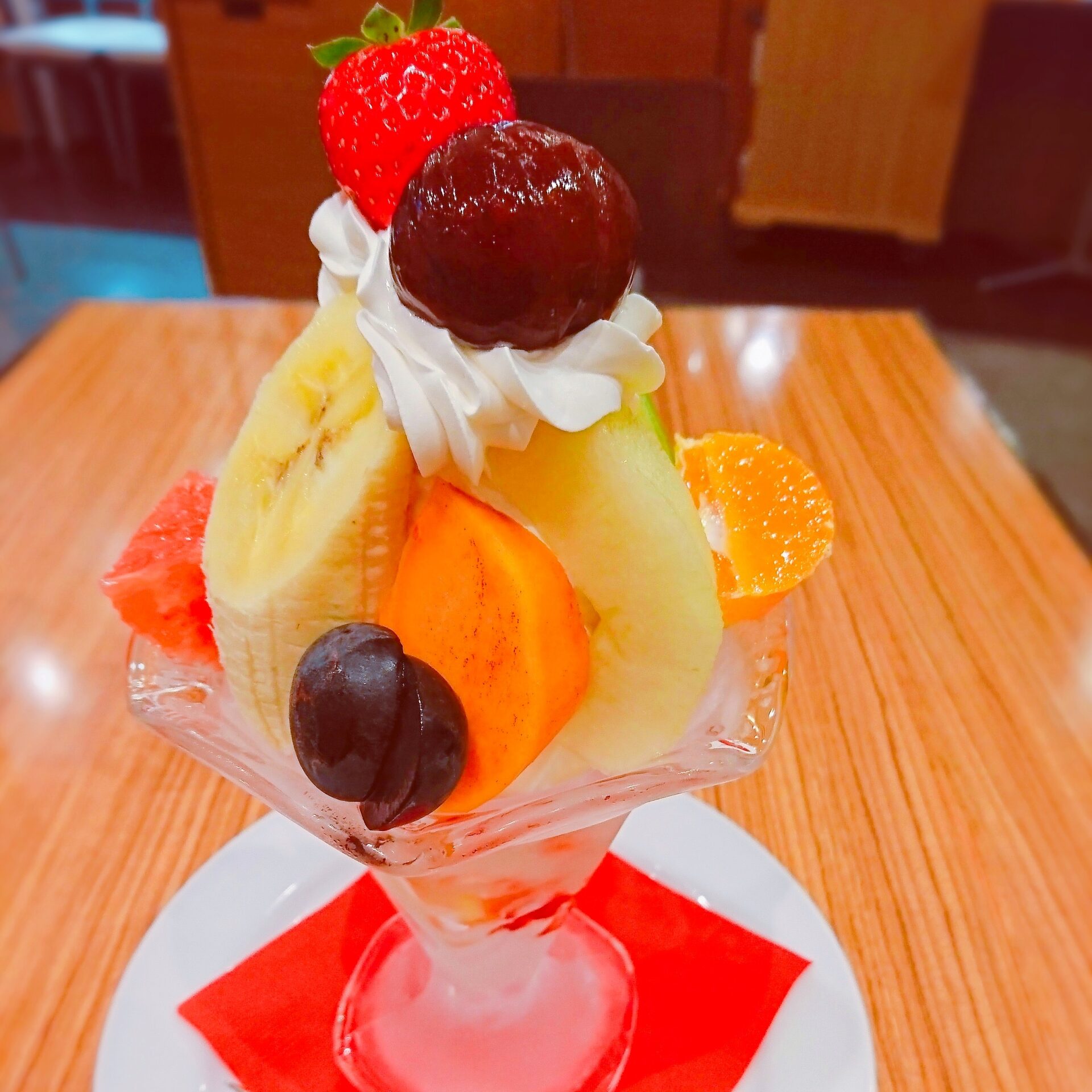 【ミキフルーツカフェ】果物屋のフルーツ専門カフェ