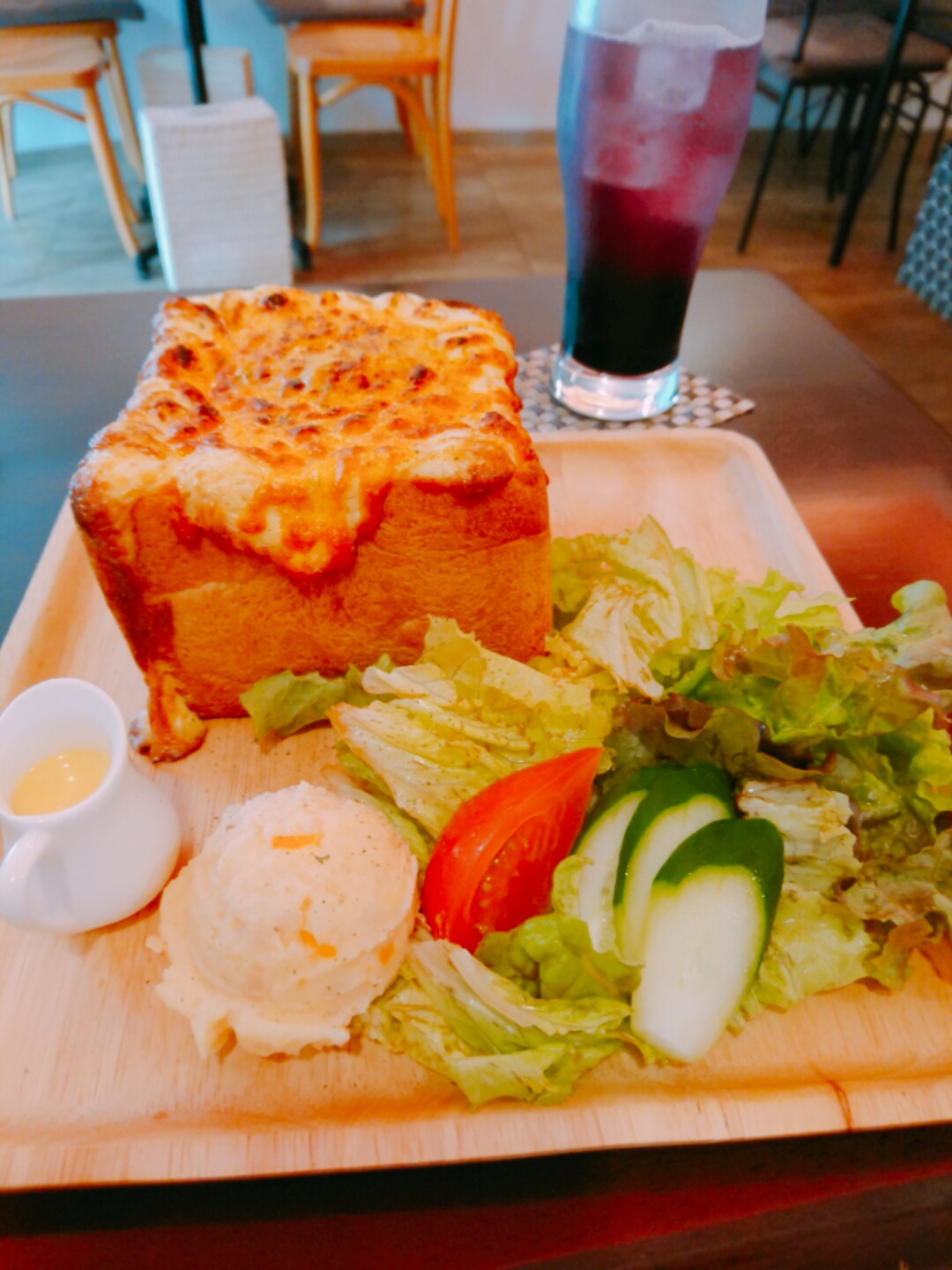 【ワンズハウス】大阪新町・とろ～りチーズトースト!!