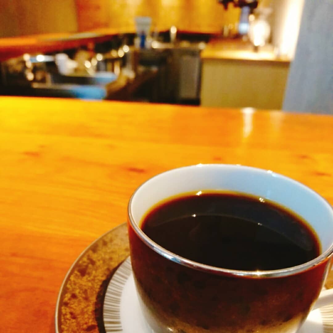 【喫茶サミヂ】京町堀の隠れ家的・コーヒー＆バー